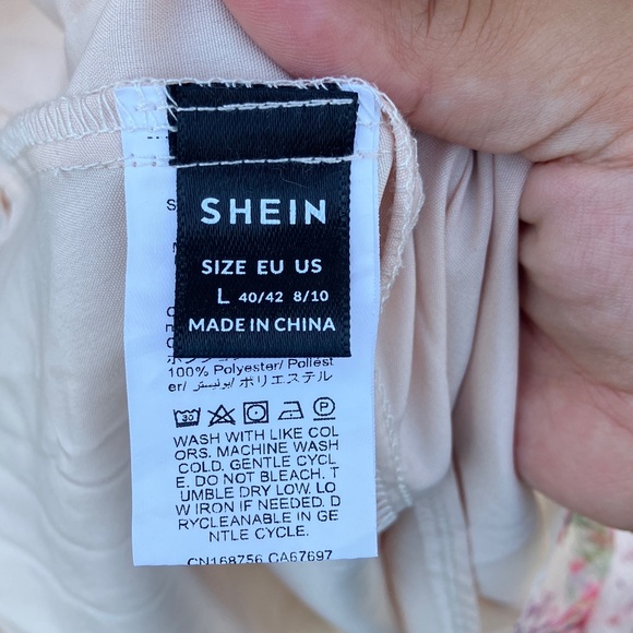 Floral Ruffle Maternity Dress - Picture 5 of 6